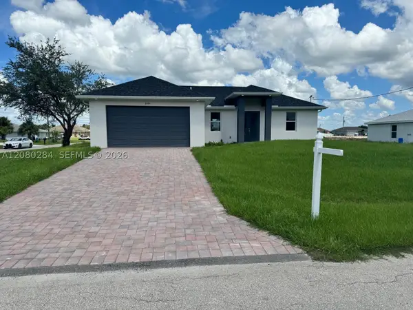 2044 Crawford Ave N, Lehigh Acres, FL 33971