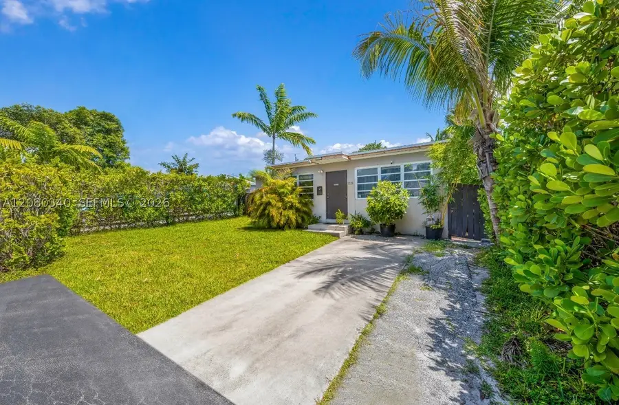 2326 Harding St, Hollywood, FL 33020 - #2