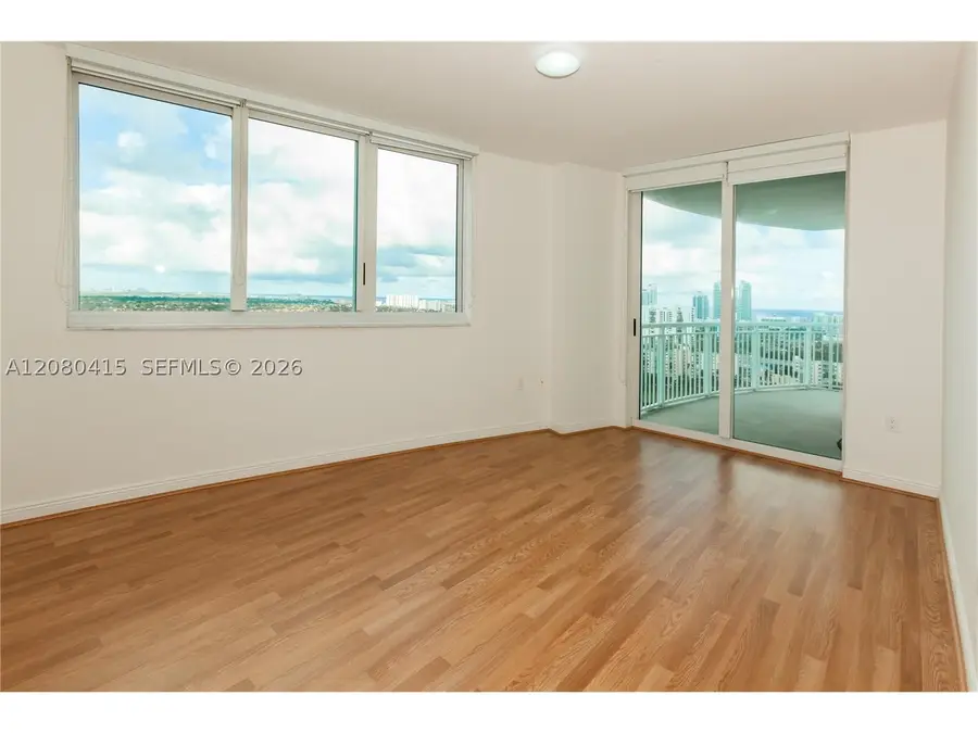 1745 E Hallandale Beach Blvd #2203W, Hallandale Beach, FL 33009 - #3