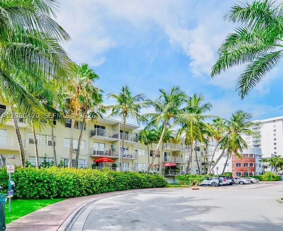 1441 Lincoln Rd #214, Miami Beach, FL 33139 - #1