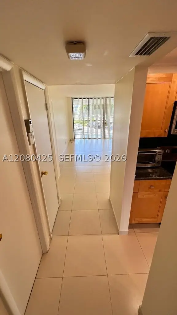 20500 W Country Club Dr #204, Aventura, FL 33180 - #3