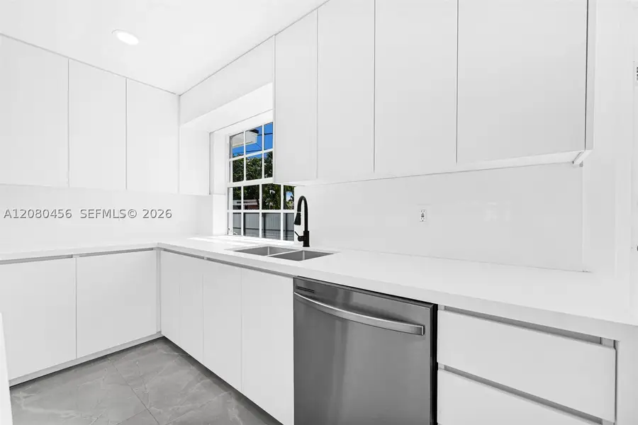 4040 SW 108th Ave, Miami, FL 33165 - #3
