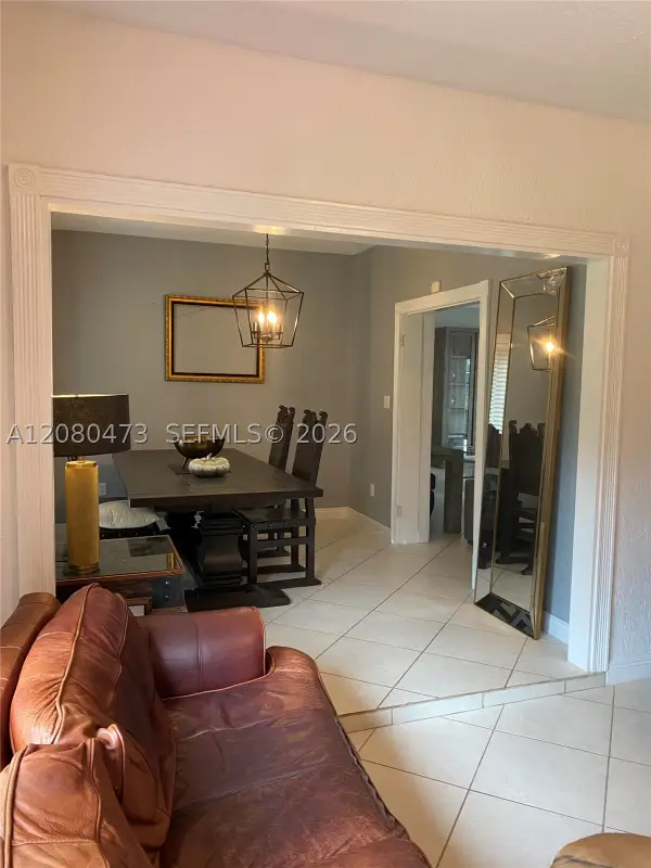 5495 SW 68th Ave, Miami, FL 33155