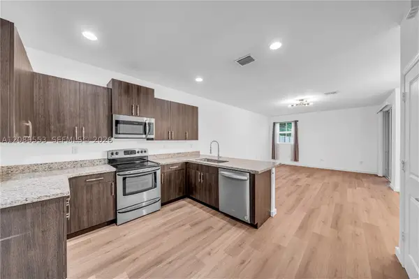 1426 SE 24th Ter, Homestead, FL 33035