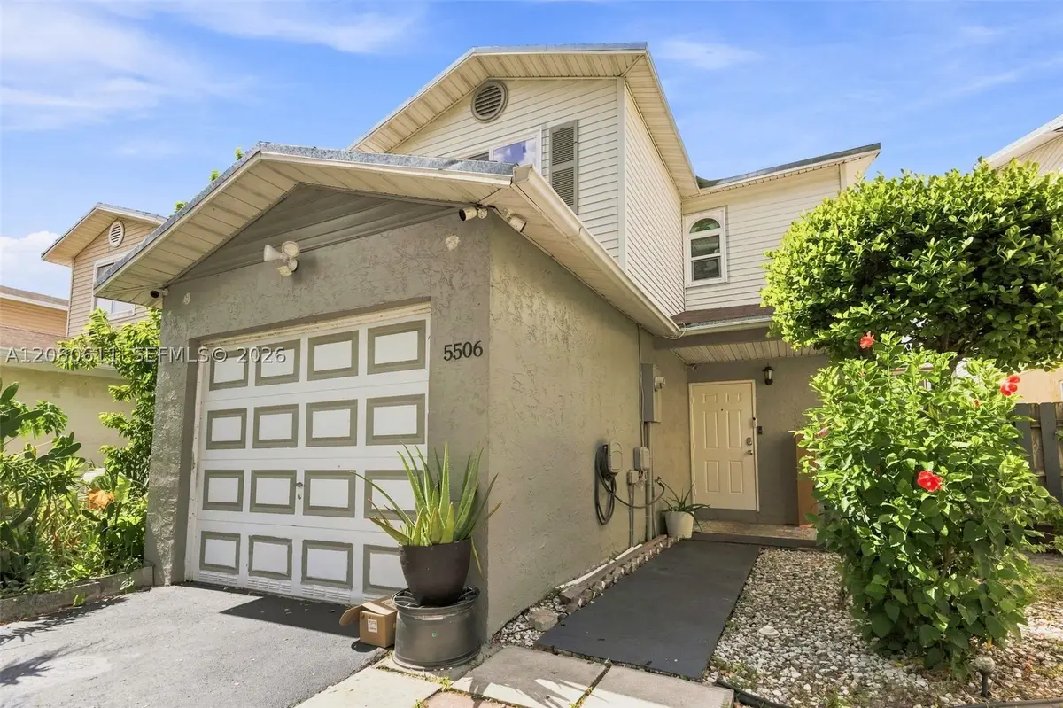 5506 NW 22nd St, Lauderhill, FL 33313 - #1