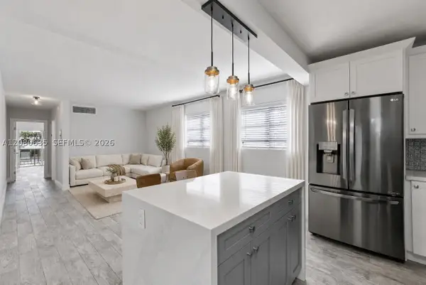 1340 Lincoln Rd #208, Miami Beach, FL 33139