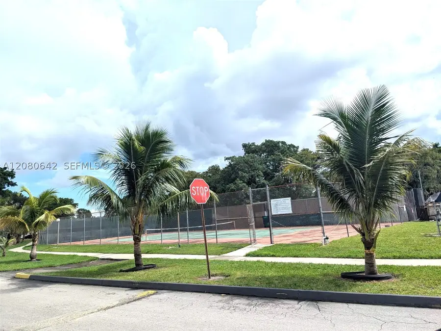 7925 Fairview Dr #201, Tamarac, FL 33321 - #3