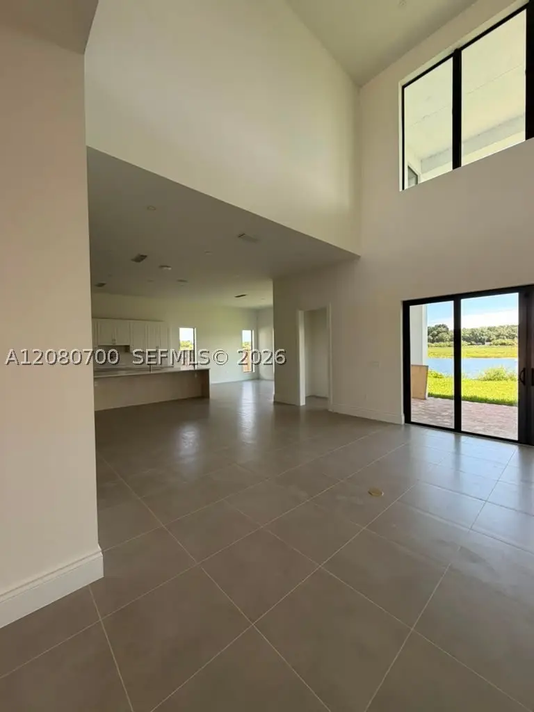 8540 NW 160th Terrace, Miami Lakes, FL 33016 - #2