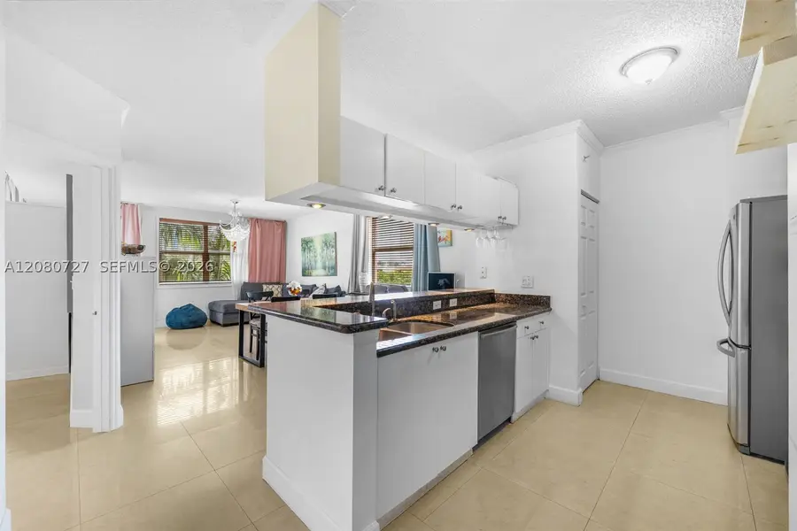 17150 N Bay Rd #2516, Sunny Isles Beach, FL 33160 - #2