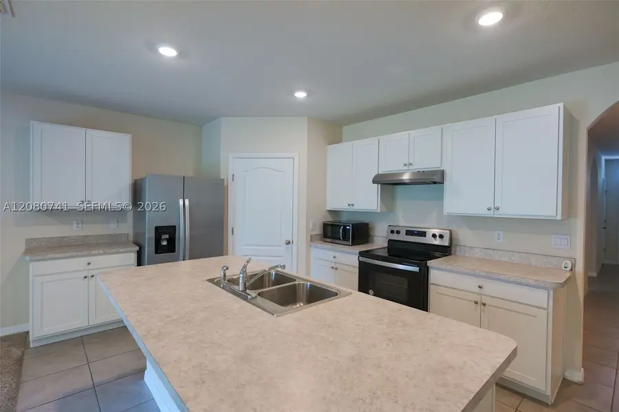 660 Cotulla Dr, Kissimmee, FL 34758 - #3