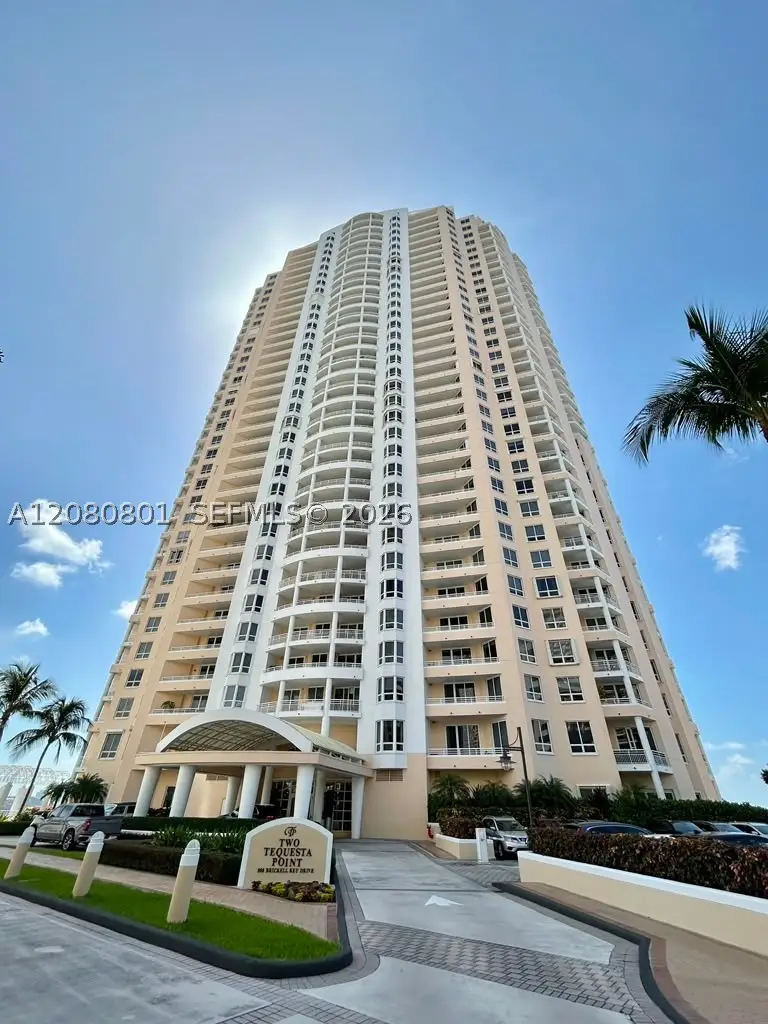 808 Brickell Key Dr #404, Miami, FL 33131 - #1