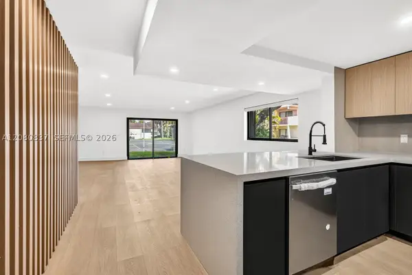 10046 NW 41st St #48-4, Doral, FL 33178