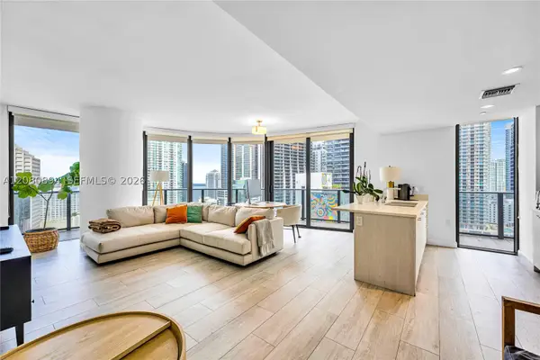 45 SW 9th St #2103, Miami, FL 33130