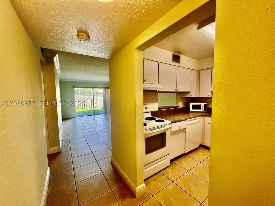 5201 Geneva Way #109, Doral, FL 33166 - #2