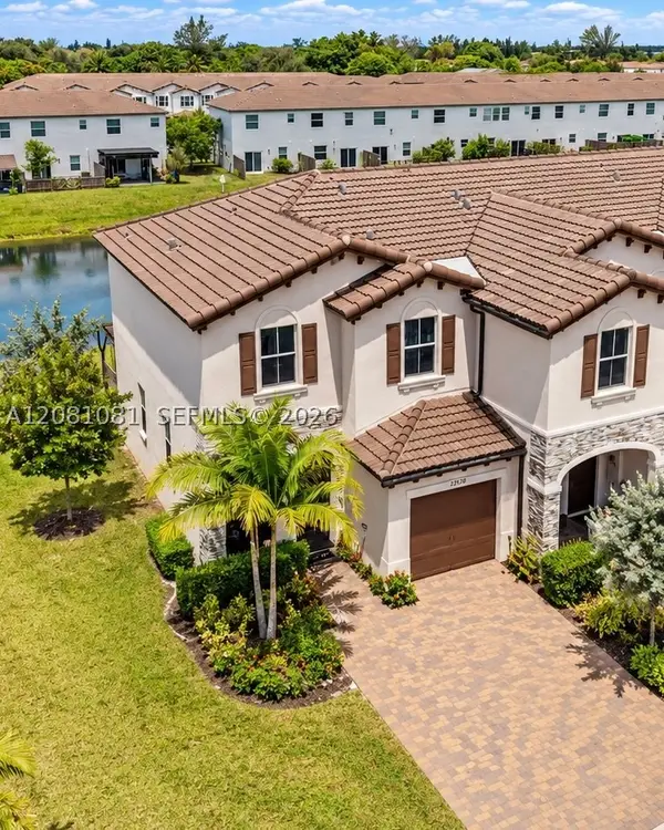 12570 NW 22nd Pl, Miami, FL 33167