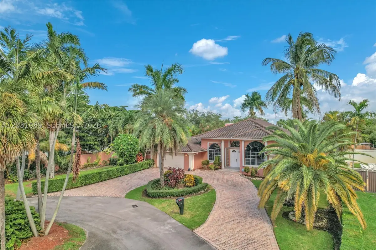 10485 NW 132nd St, Hialeah Gardens, FL 33018 - #1