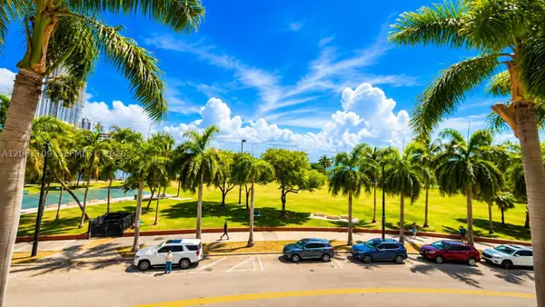 1900 N Bayshore Dr #504, Miami, FL 33132