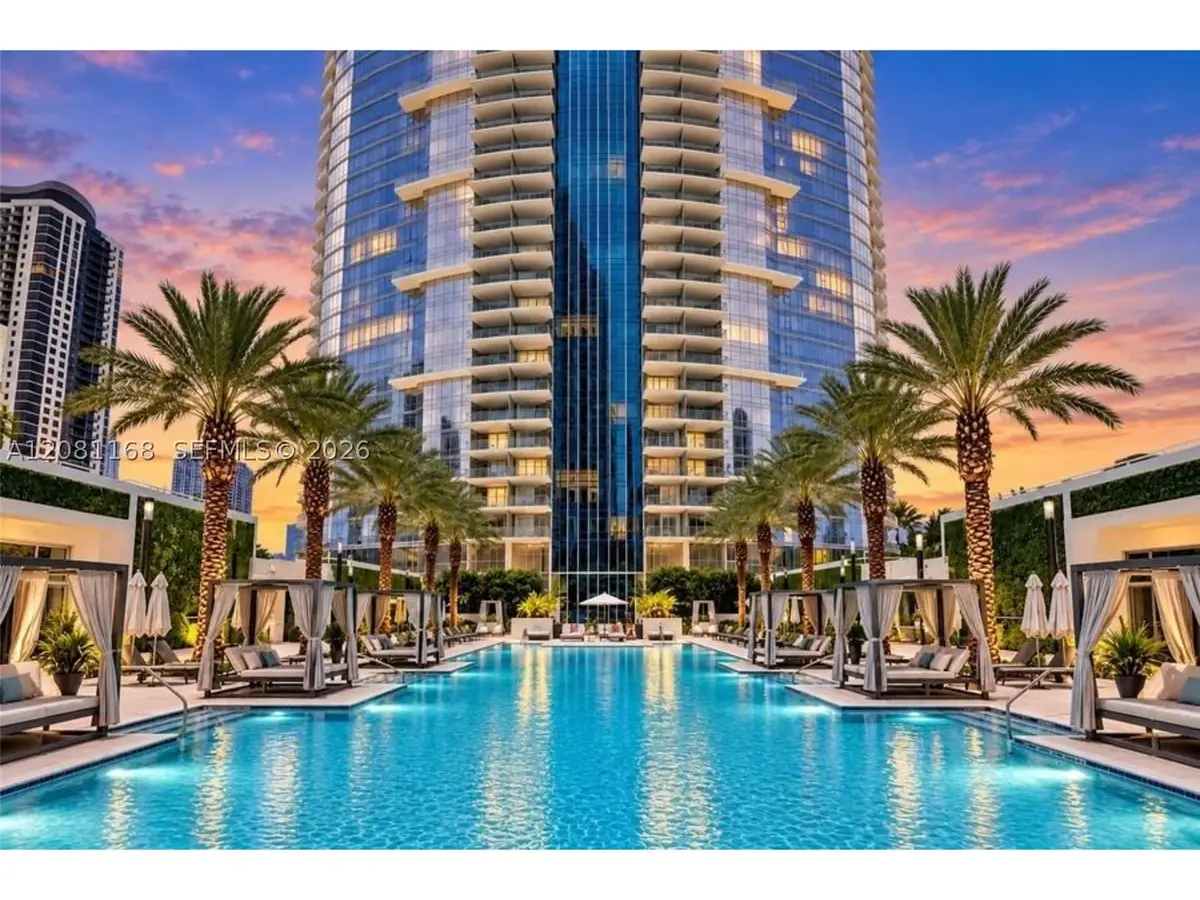 851 NE 1st Ave #3510, Miami, FL 33132 - #1