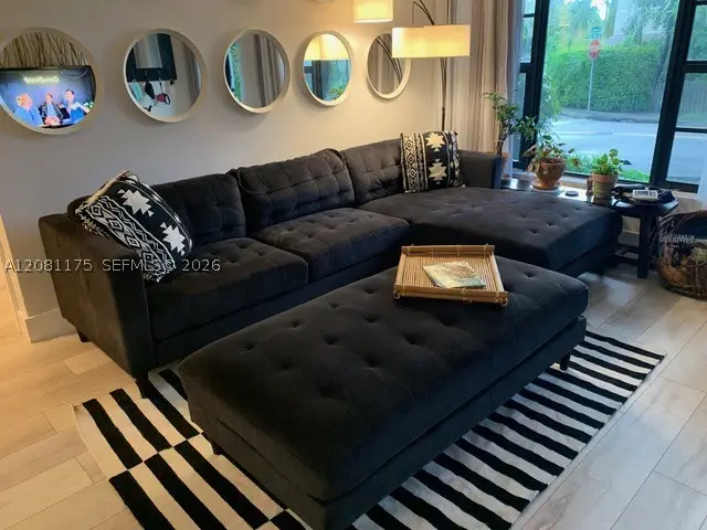 2 NE 44th St, Miami, FL 33137 - #2