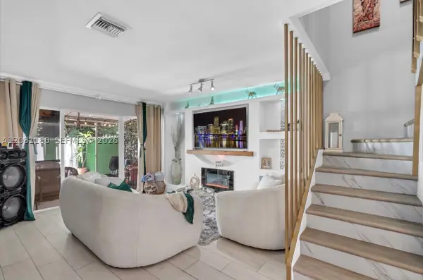 789 Crystal Lake Dr, Deerfield Beach, FL 33064