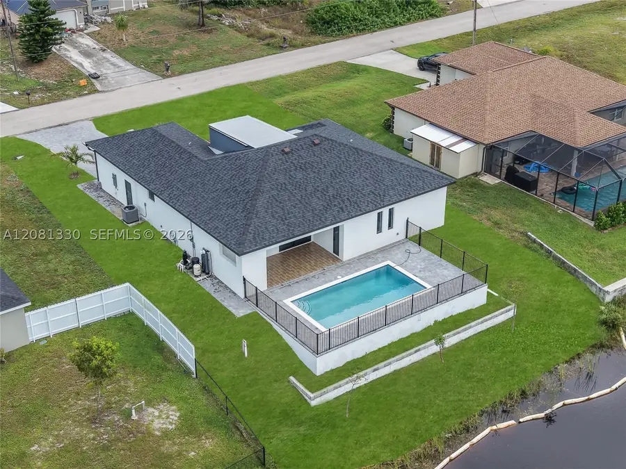 2318 NW Nw 30th Ter, Cape Coral, FL 33993 - #2