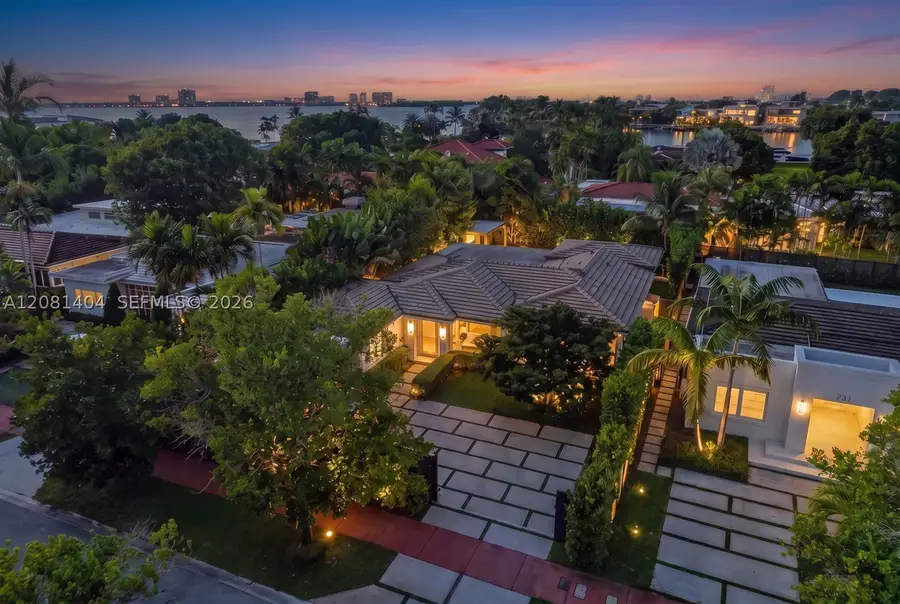 771 Fairway Dr, Miami Beach, FL 33141 - #3