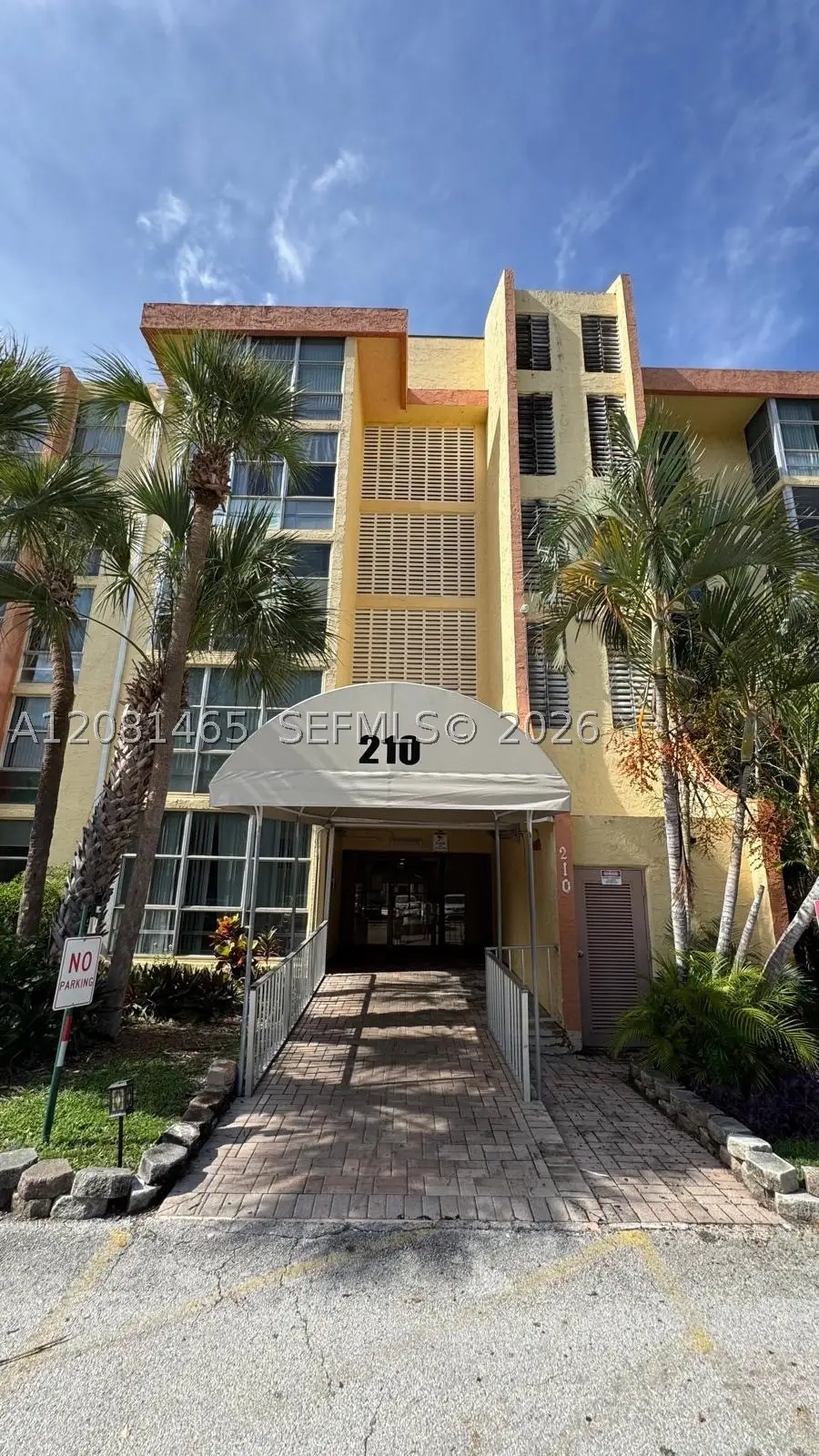 210 172nd St #144, Sunny Isles Beach, FL 33160 - #1