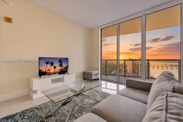 3000 Oasis Grabd Blvd #2802, Fort Myers, FL 33916