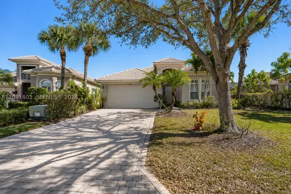 303 NW Somerset Cir, Port St Lucie, FL 34983