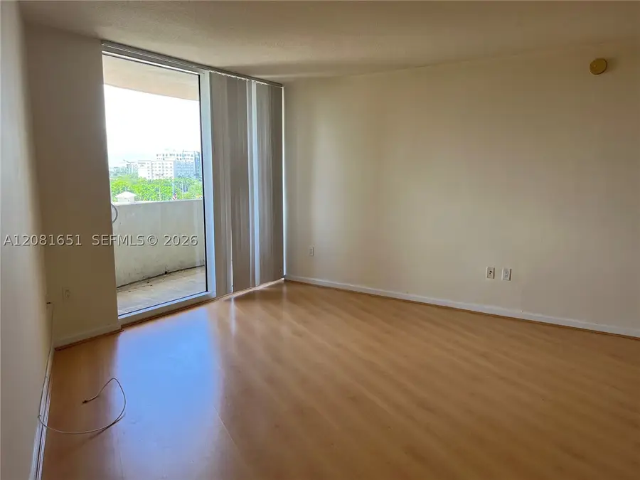 19501 W Country Club Dr #611, Aventura, FL 33180 - #3