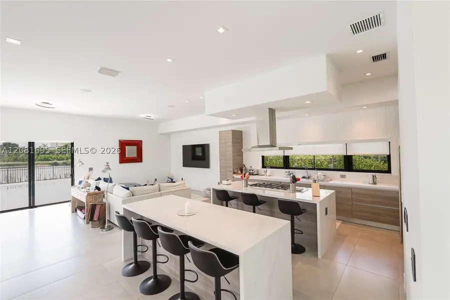 16766 Natures Way, Weston, FL 33326 - #3