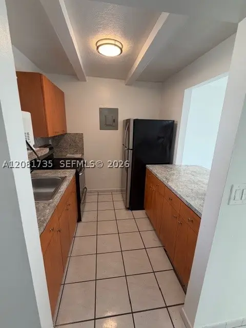 390 NW 86th Ct #806, Miami, FL 33126