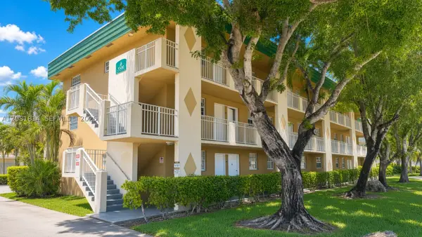 5500 SW 77th Ct #201, Miami, FL 33155