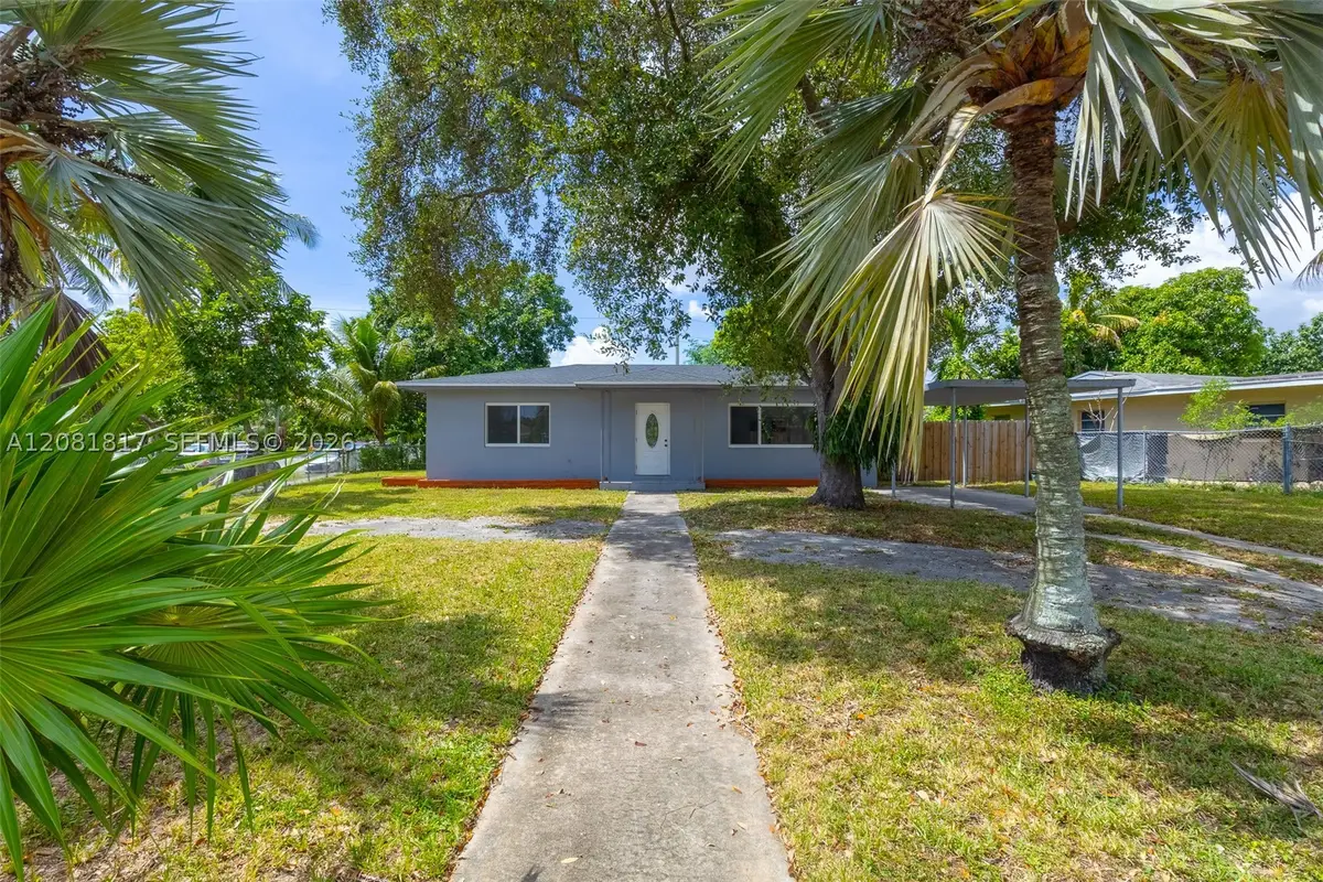 950 NE 164th St, North Miami Beach, FL 33162 - #1