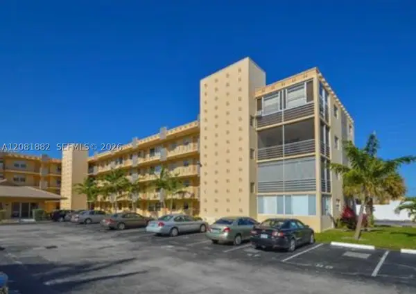 2145 Pierce St #223, Hollywood, FL 33020