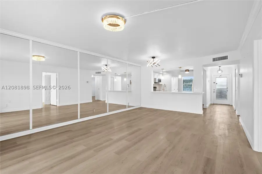 27 Abbey Ln #403, Delray Beach, FL 33446 - #2