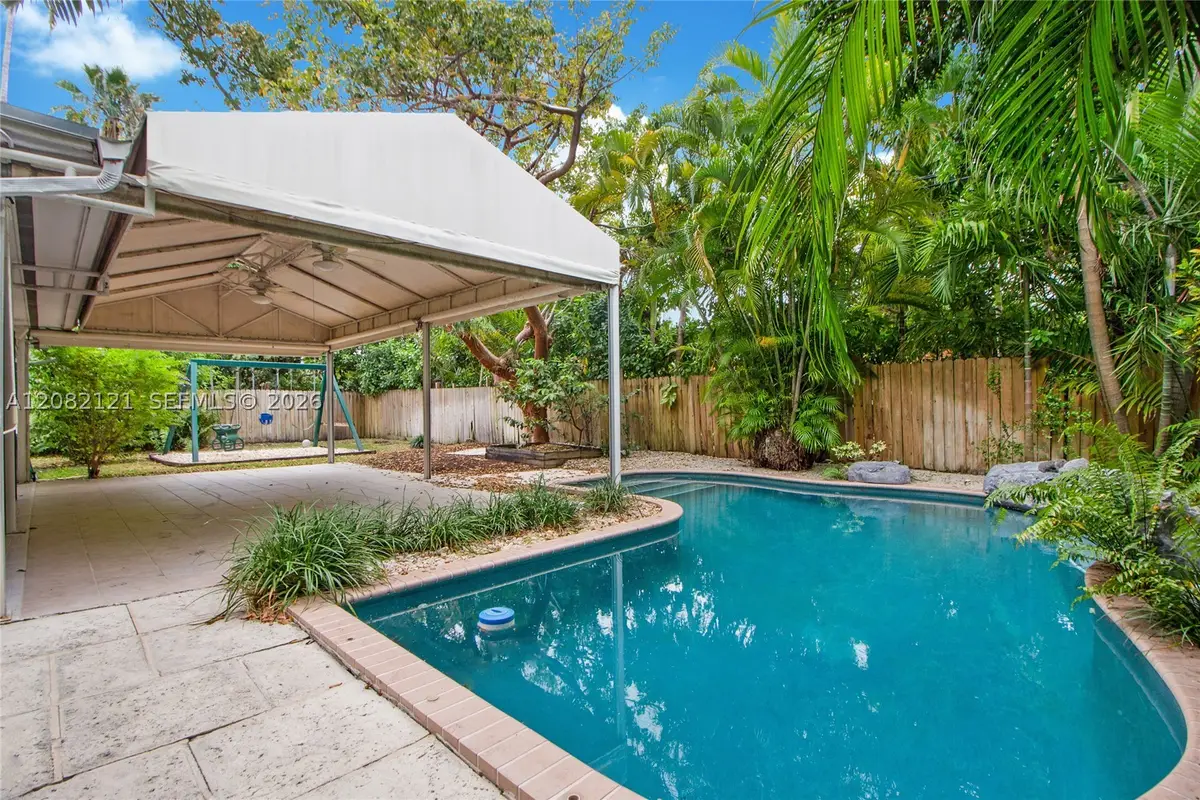 119 Harbor Dr, Key Biscayne, FL 33149 - #1