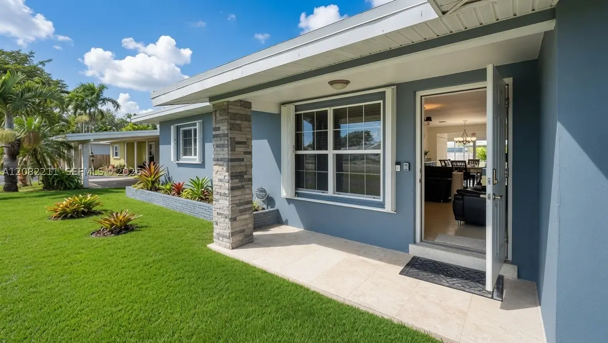934 N 32nd Ave, Hollywood, FL 33021 - #1
