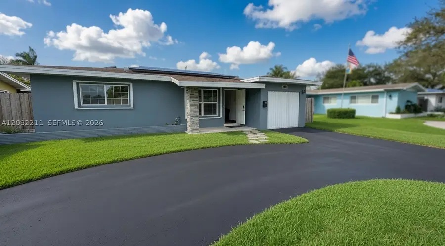 934 N 32nd Ave, Hollywood, FL 33021 - #2