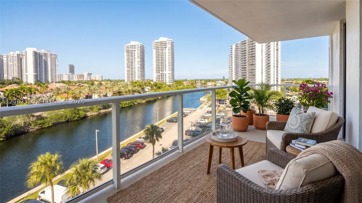 3701 N Country Club Dr #701, Aventura, FL 33180 - #1