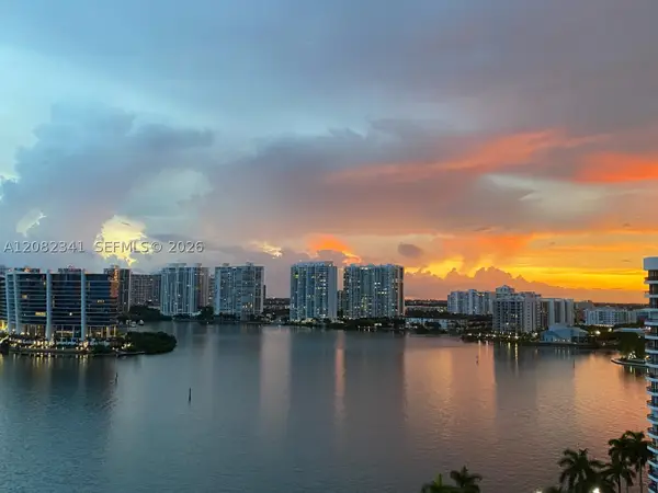 19101 NE 36th Ct #1704, Aventura, FL 33180