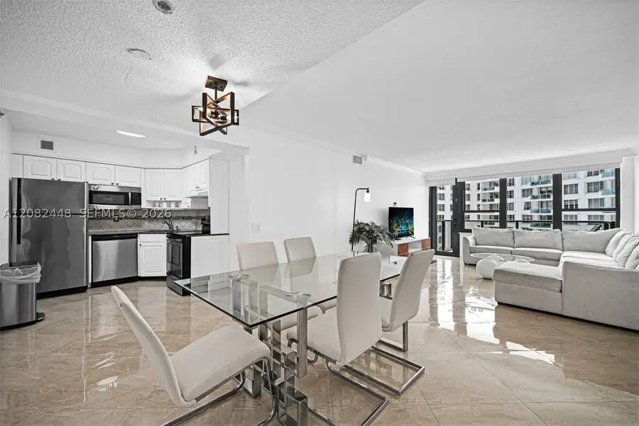 5225 Collins Ave #1015, Miami Beach, FL 33140 - #2
