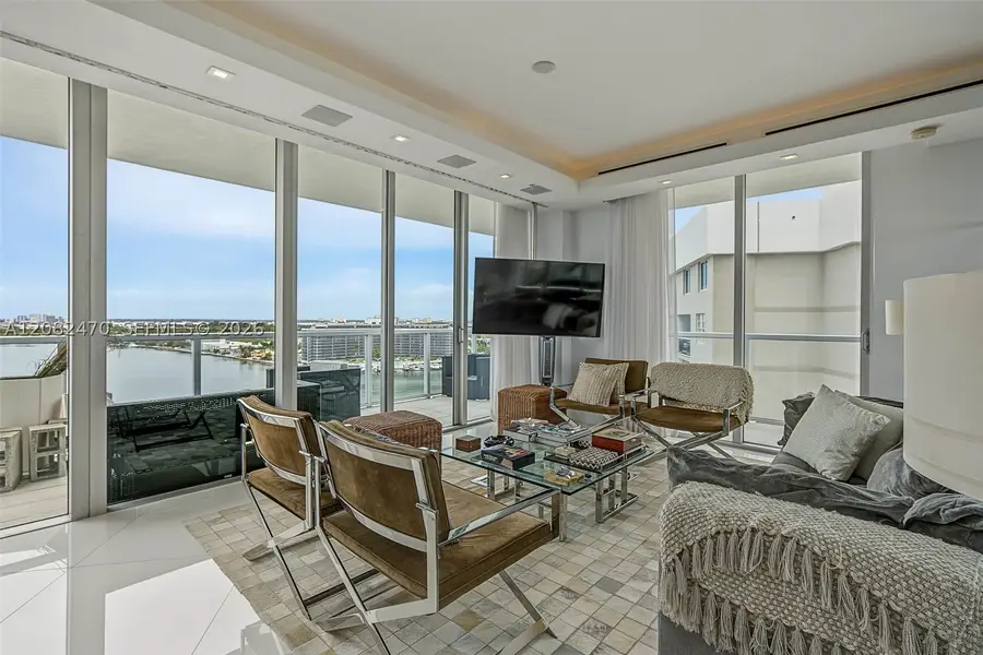 6700 Indian Creek Dr #PH8, Miami Beach, FL 33141 - #3