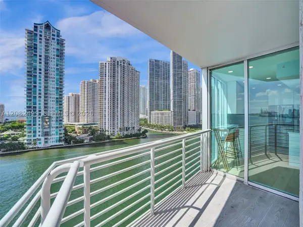 325 S Biscayne Blvd #1423, Miami, FL 33131