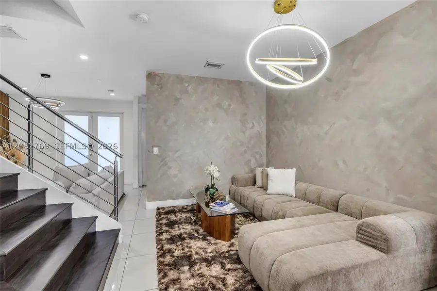 10545 NW 63rd Ter, Doral, FL 33178 - #2
