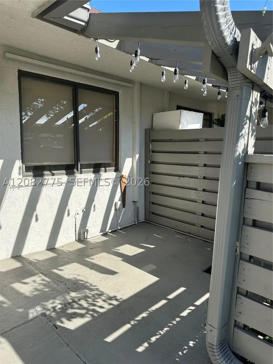445 Lakeview Dr #1, Weston, FL 33326 - #3