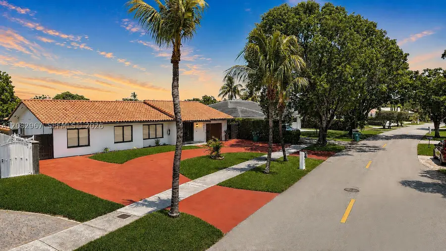 9831 SW 4th St, Miami, FL 33174 - #2