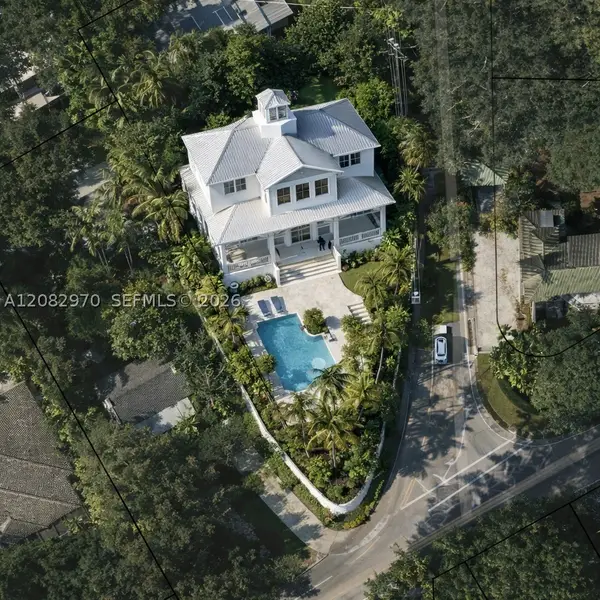 1701 S Bayshore Dr, Miami, FL 33133