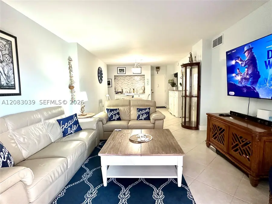 1950 S Ocean Dr #2C, Hallandale Beach, FL 33009 - #3