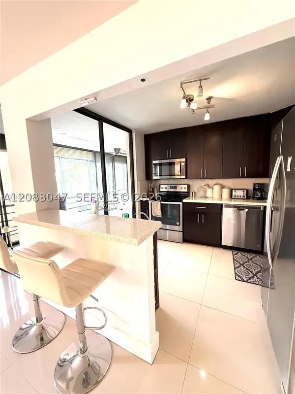 671 NE 195th St #227-E, Miami, FL 33179